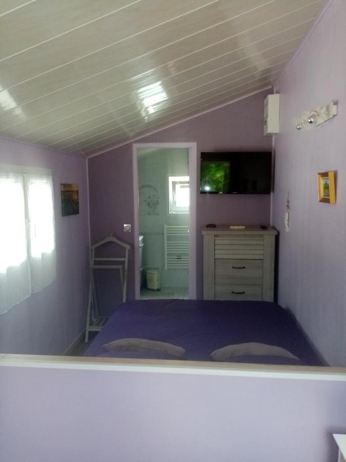 Chez Gigi Bed & Breakfast Merville-Franceville-Plage Exterior photo