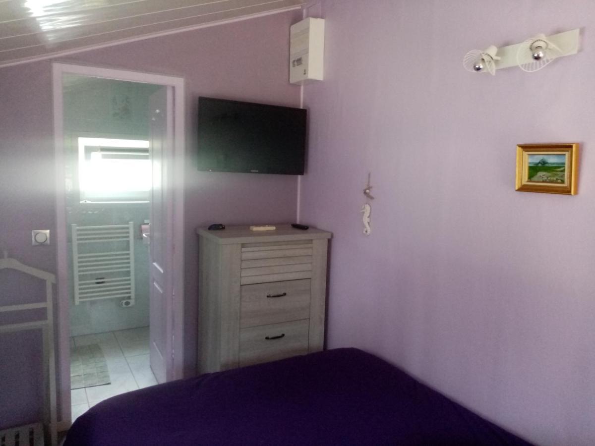 Chez Gigi Bed & Breakfast Merville-Franceville-Plage Exterior photo